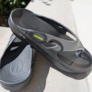 Oofos Ooriginal Sport Sandal Womens 12, Mens 10 EU 43